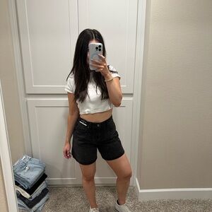 NWT - Abercrombie & Fitch - The Loose Short (High Rise) curve love